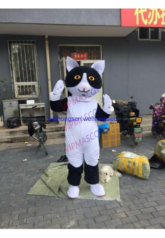 Can be washed with water High quality EVA Material Black white cat Mascot Costumes Unisex cartoon Apparel 076